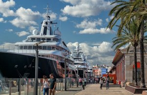 130 x 25 Meter Ligplaats Port Tarraco - Lerida Quay