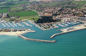 11 x 4.5 Meter Ligplaats Port de Saint Cyprien Te Koop