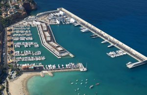 20 x 6 Meter Ligplaats Port Adriano Jachthaven Te Huur