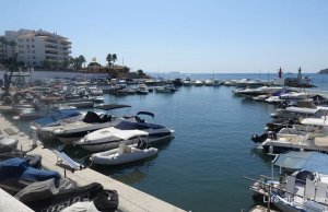 12 x 4.3 Meter Ligplaats Club Nautico Palma Nova Jachthaven Te Koop