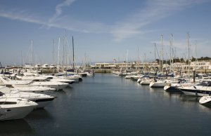 8 x 3 Meter Ligplaats Jachthaven de Cascais Te Koop