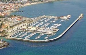 24 x 6.5 Meter Ligplaats Jachthaven de Cascais Te Koop