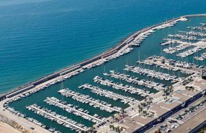 24 x 7 Meter Ligplaats Port Ginesta Jachthaven Te Koop x 2 Berths Perfect for Catamaran