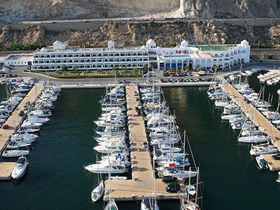 Aguadulce Jachthaven - Ligplaatsen jachthaven