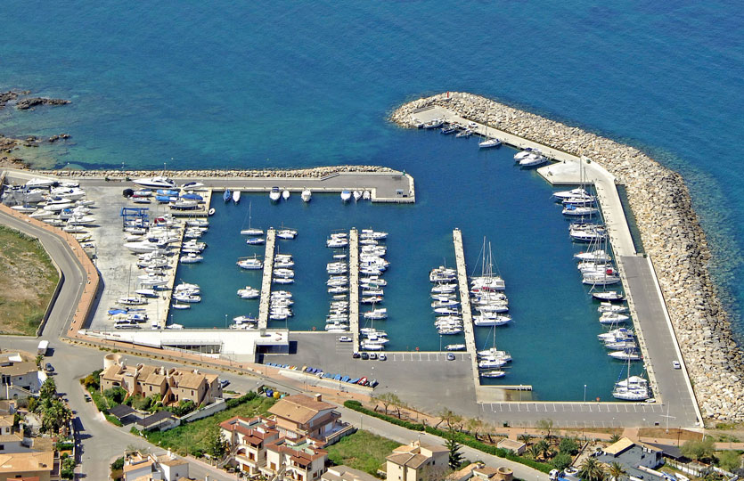 CN Colònia de Sant Pere Jachthaven - Ligplaatsen jachthaven