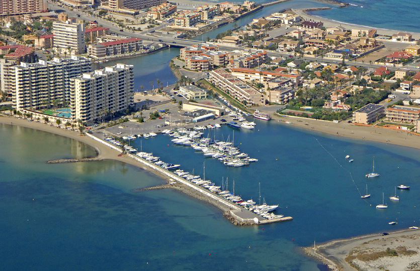 Club Nautico La Isleta Jachthaven  - Ligplaatsen jachthaven