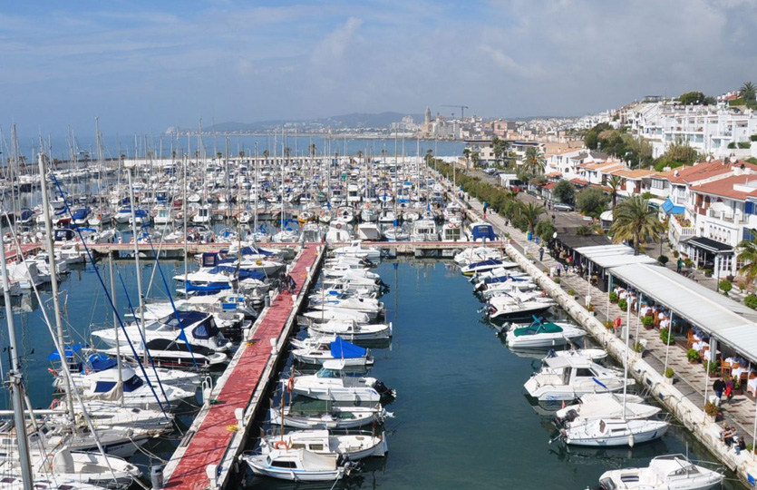 Port de Sitges - Aiguadolç Jachthaven - Ligplaatsen jachthaven