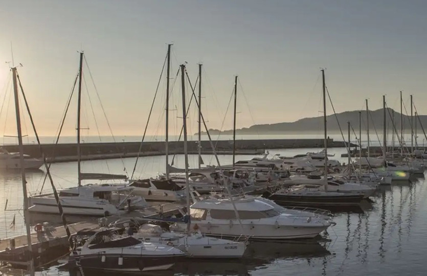 Jachthaven Di Chiavari Calata Ovest - Ligplaatsen jachthaven